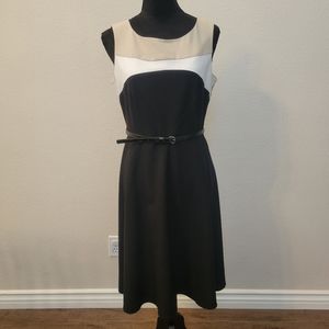 Calvin Klein black, white and cream fit flare sleeveless dress with belt…